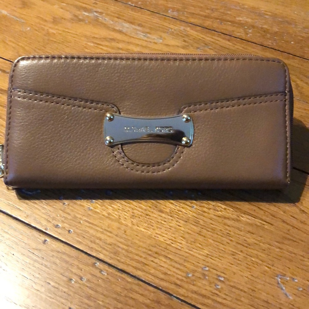 Michael Kors Make a Reasonable Offer